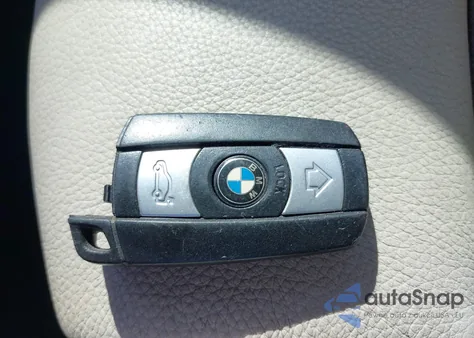 2011 BMW 335I из США, поврежденный, VIN WBADX7C56BE580693